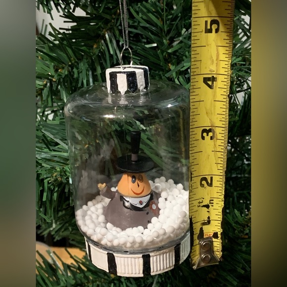 Nightmare Before Christmas The Mayor Christmas Ornament Faux Snow Globe - Picture 9 of 10